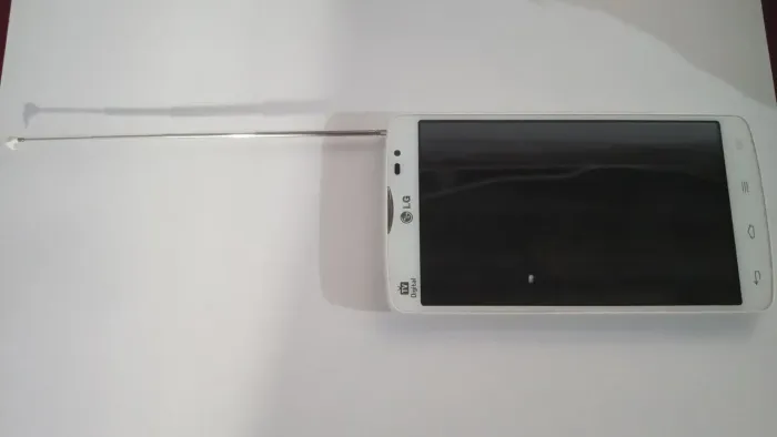 CELULARES 2 LG, 1 ASUS E 1 NOKIA (REPARO)