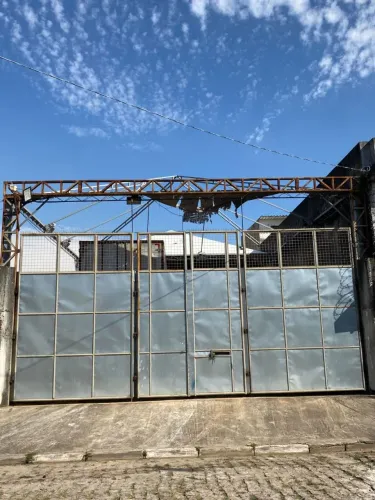 Vendo Terreno 10 x 20 em Suzano no Parque Maria Helena
