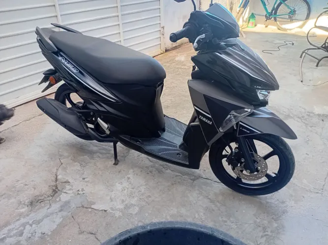 Yamaha Neo 125c top muito nova .
