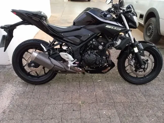 MT-03 Preta 321cc 2020