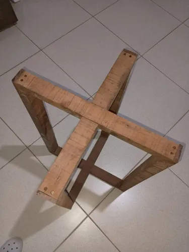 Base para mesa desmontável 