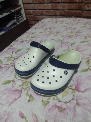 Sandália crocs original 