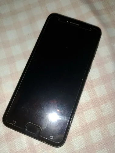 Asus ZenFone 4 Selfie (BATERIA ESTUFADA)