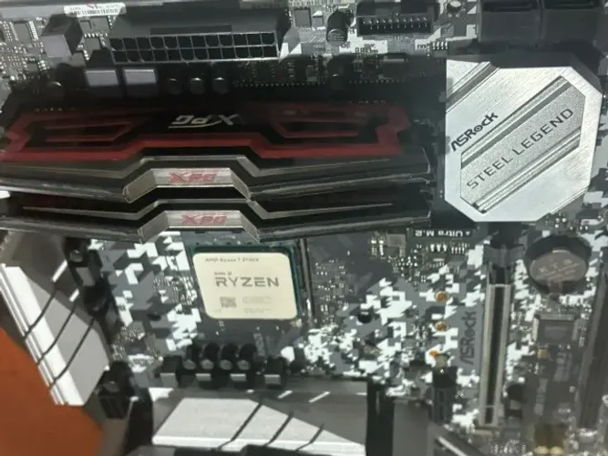 Kit Gamer Ryzen 7 5700X + B450M Steel Legend + 32GB RAM DDR4 2400MHz