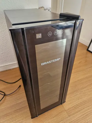 Adega Climatizada Brastemp 12 Garrafas All Black 110V - Painel Touch