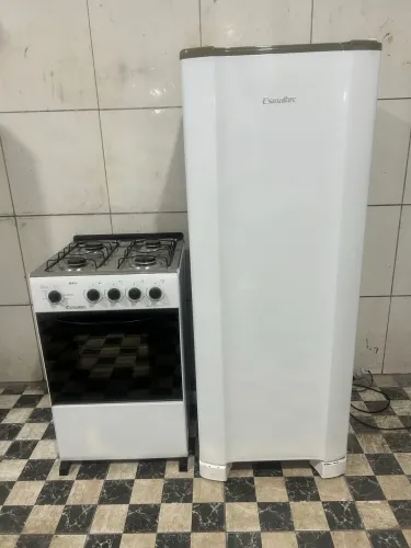 Fogão e geladeira. Entrega gratuita