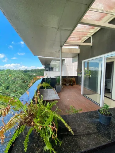Cobertura no Condomínio Anicê Aleixo | 129m² | 3 Quartos | Churrasqueira | R$ 670 Mil