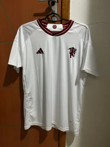 Camisa Manchester United 2023