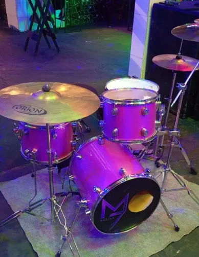 Vende -se Bateria musical