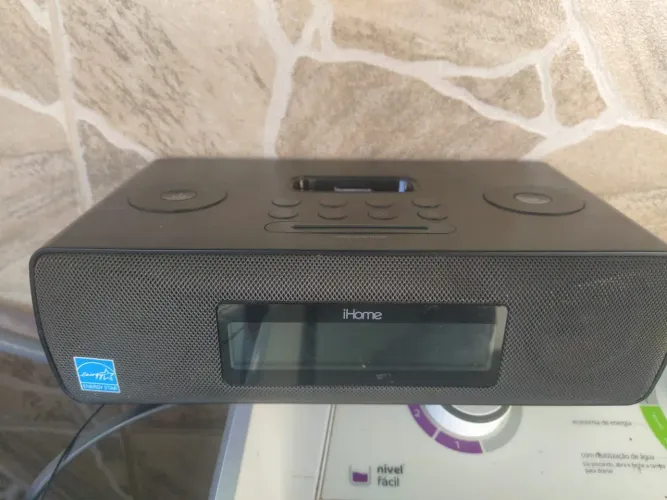 Rádio relógio retro