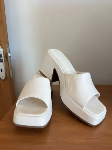 tamanco satinato plataforma branco 39