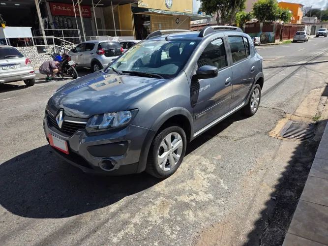 Renault Sandero Step. Easy R H-power 1.6 8V 2016