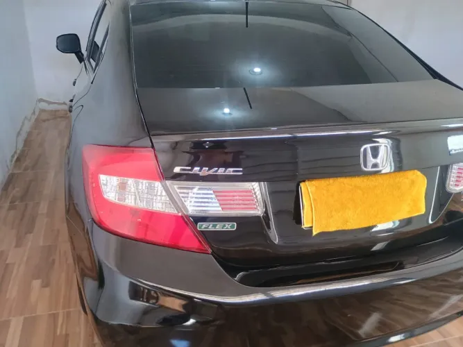 Honda Civic Sedan LXS 1.8/1.8 Flex 16V Aut. 4P 2013