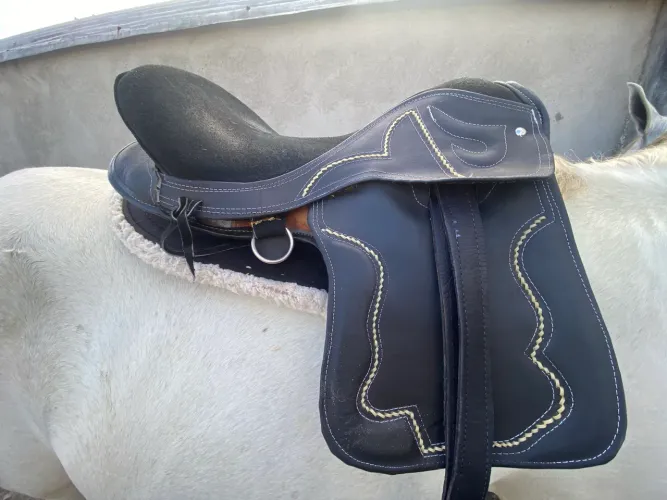 sela pra cavalo 