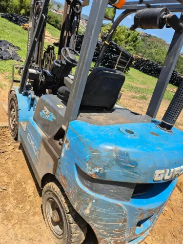 EMPILHADEIRA A DIESEL 2.5 TONELADAS BARATO!