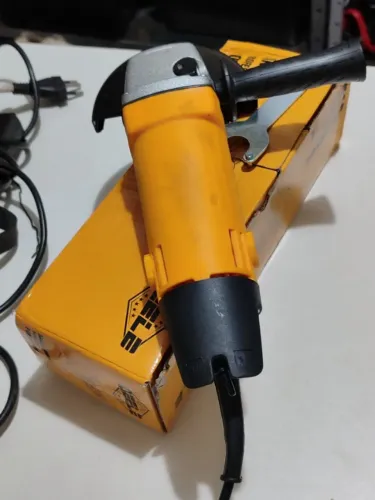Lixadeira angular 850w 220v de alta performance para profissionais Ultimas unidades
