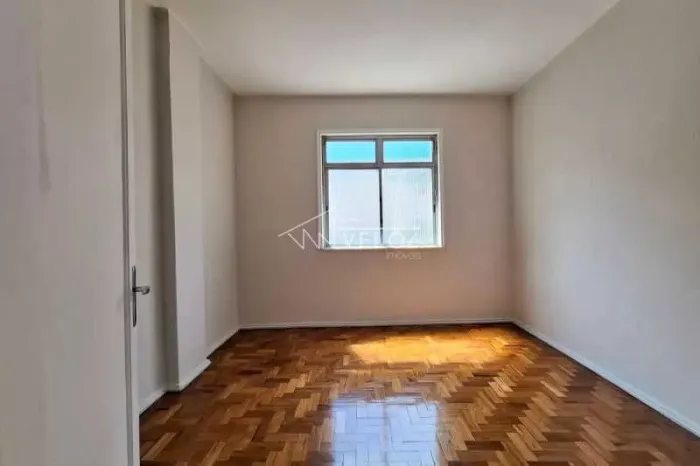 Apartamento : Padrão / Residencial / Centro