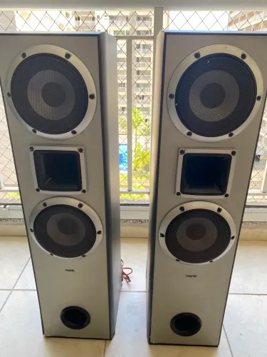 Caixas torre muteki