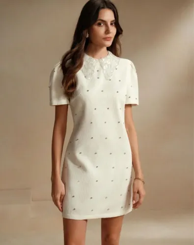 Vestido (SHEIN) - com brilhos 3D