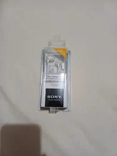 Fone de Ouvido Sony DR-EX12iP com Microfone e Controle p/ iPhone/iPod/iPad