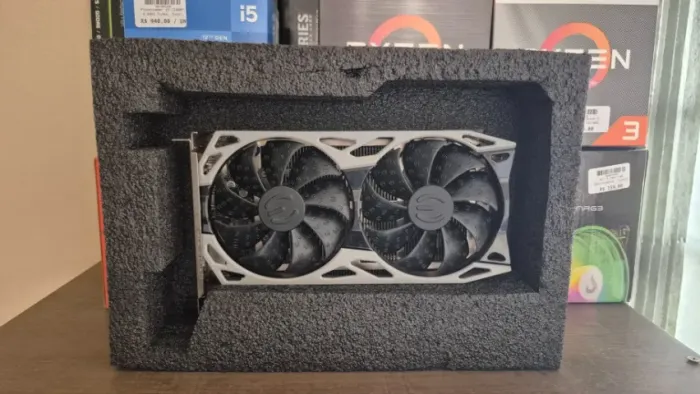 Placa de vídeo GTX 1660 6GB EVGA muito nova com garantia!