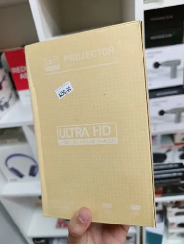 PROJETOR PORTÁTIL HY-100-A ?