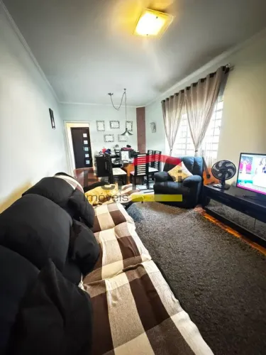 Sobrado no Jardim São Paulo | 300 m² | 4 Suítes | Próximo ao Metrô