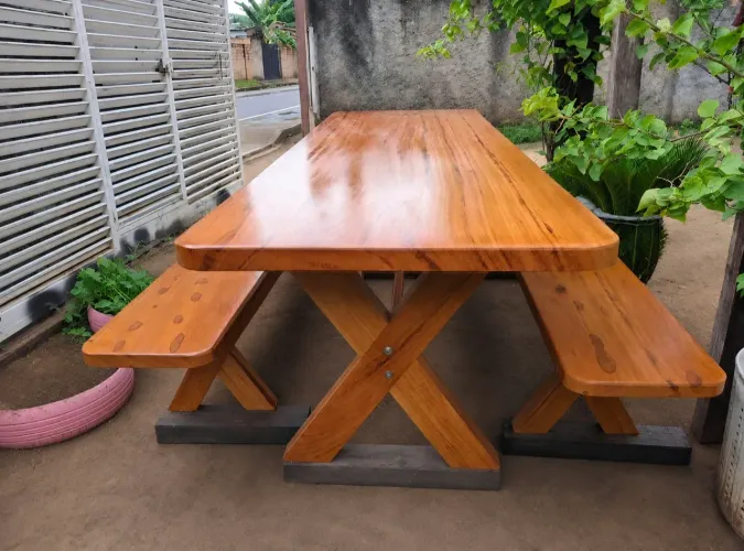 Mesa rústica medindo 2.50x87 madeira angeli pedra