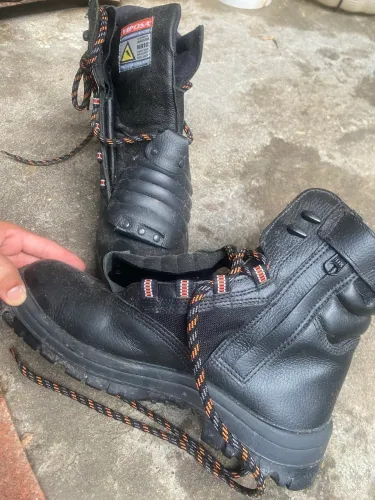 Bota de segurança