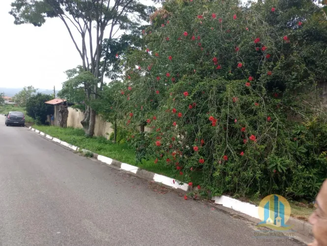 Chácara à venda no bairro Recanto Maravilha III - Santana de Parnaíba/SP
