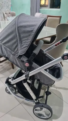 Carrinho moisés mobi safety 1 st  super novo