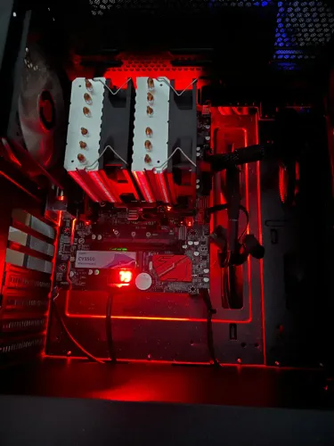 PC Xeon 2697A V4 + MB Machinist RS9 + 32GB + Nvme 250GB + XPG Core Gold + Gabinete Gamer