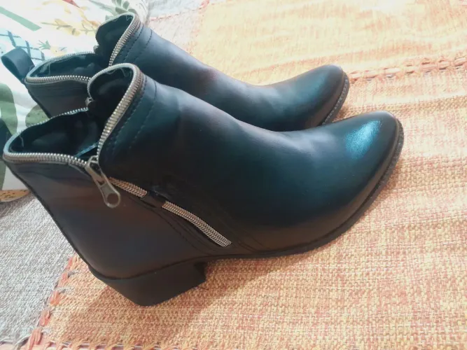Bota cano curto