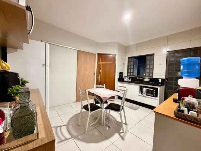 Casa para Venda em Presidente Prudente, Parque Alexandrina, 2 dormitórios, 1 banheiro, 2 v