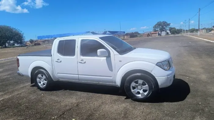 Nissan Frontier XE CD 4X2 2.5 TB Diesel 2013