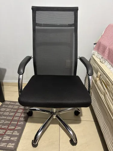 CADEIRA DE ESCRITÓRIO 
