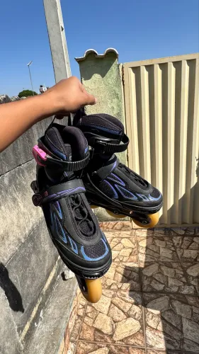 Patins Usado 33-36 (acende em movimento)