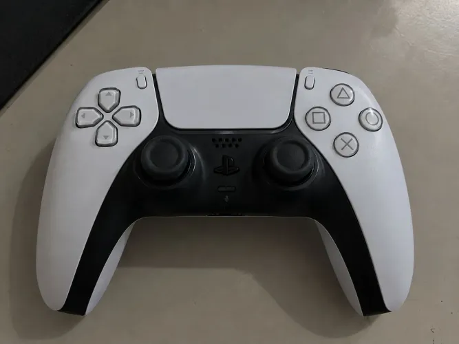 Controle ps5 dualsense novo 1 mês de uso