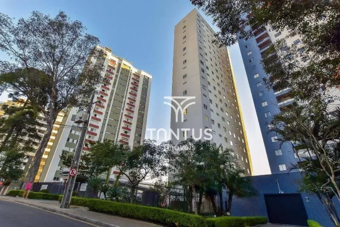 Apartamento com 2 dormitórios para alugar por R$ 1.900/mês - Cristo Rei - Curitiba/PR