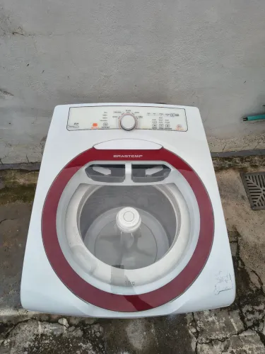 Vendo Máquina de Lavar Roupa Brastemp 11kg 110V CONSERVADA
