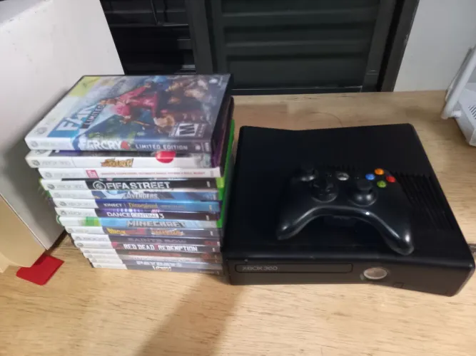 Xbox 360 com 1 controle 500gb