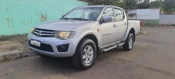 Mitsubishi L200 Triton GLS 3.2 CD TB Int.diesel MEC 2012