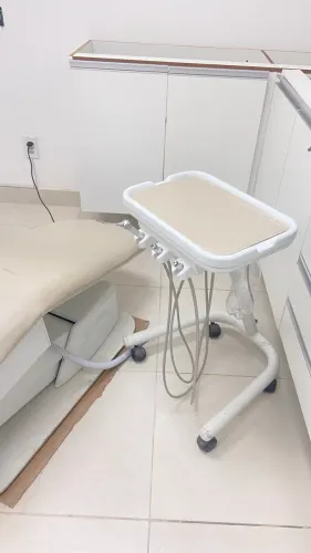 Vendo cadeira odontológica GNATUS 