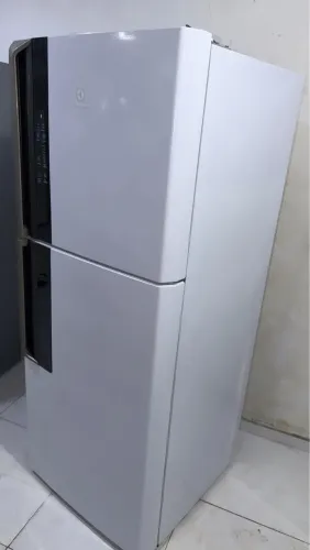 Geladeira Eletrolux Frostfree 450 litros
