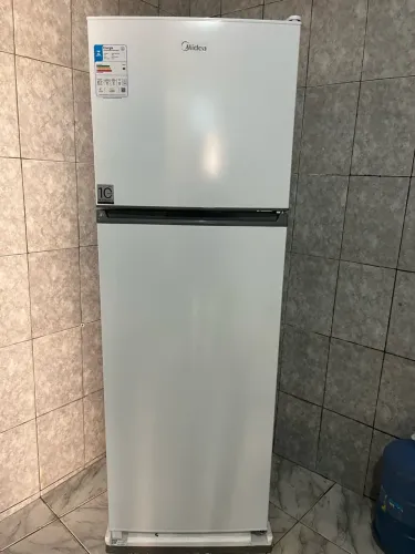Geladeira a venda