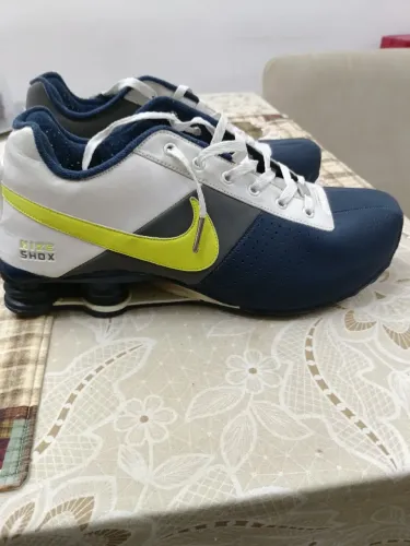 Tênis Nike Shox 