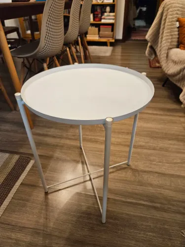 Mesa de Metal Off-White Redonda