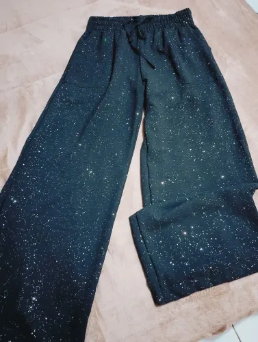 Calça Reta boca larga