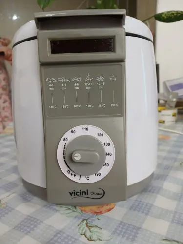 Vendo fritadeira elétrica