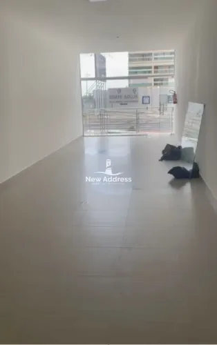 Loja em Praia de Itaparica: 63 m², 1 banheiro, alta visibilidade. Ideal para negócios!